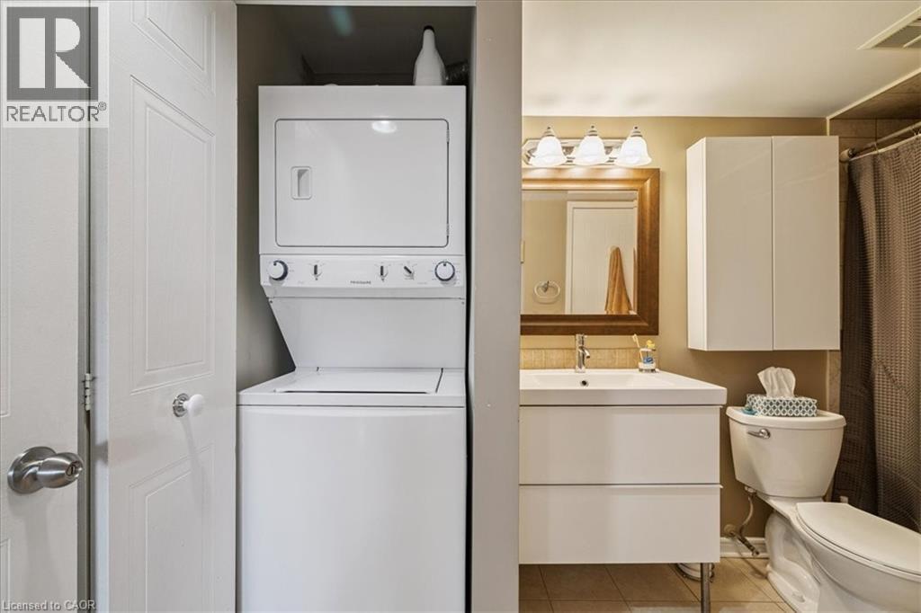 1480 Pilgrims Way, Oakville, Ontario  L6M 3G7 - Photo 16 - 40811050