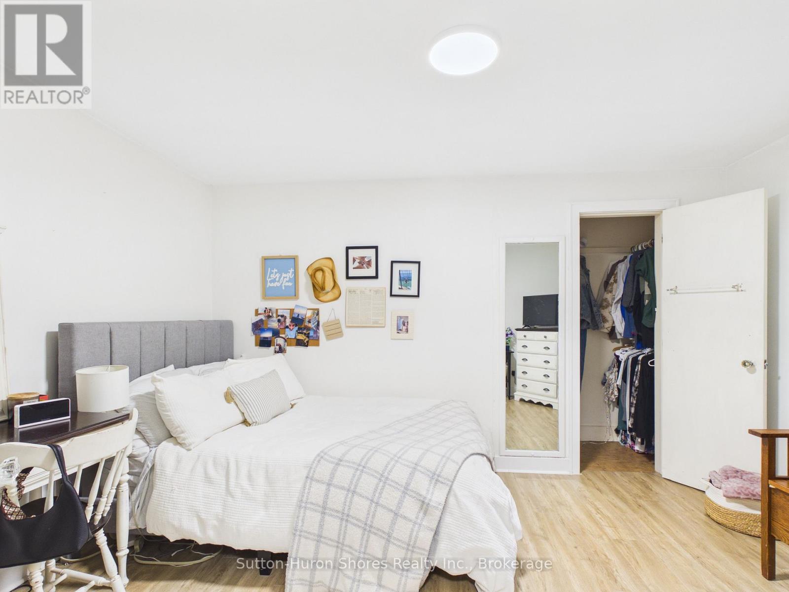 669 Louis Street, Saugeen Shores, Ontario  N0H 2C4 - Photo 17 - X12874376