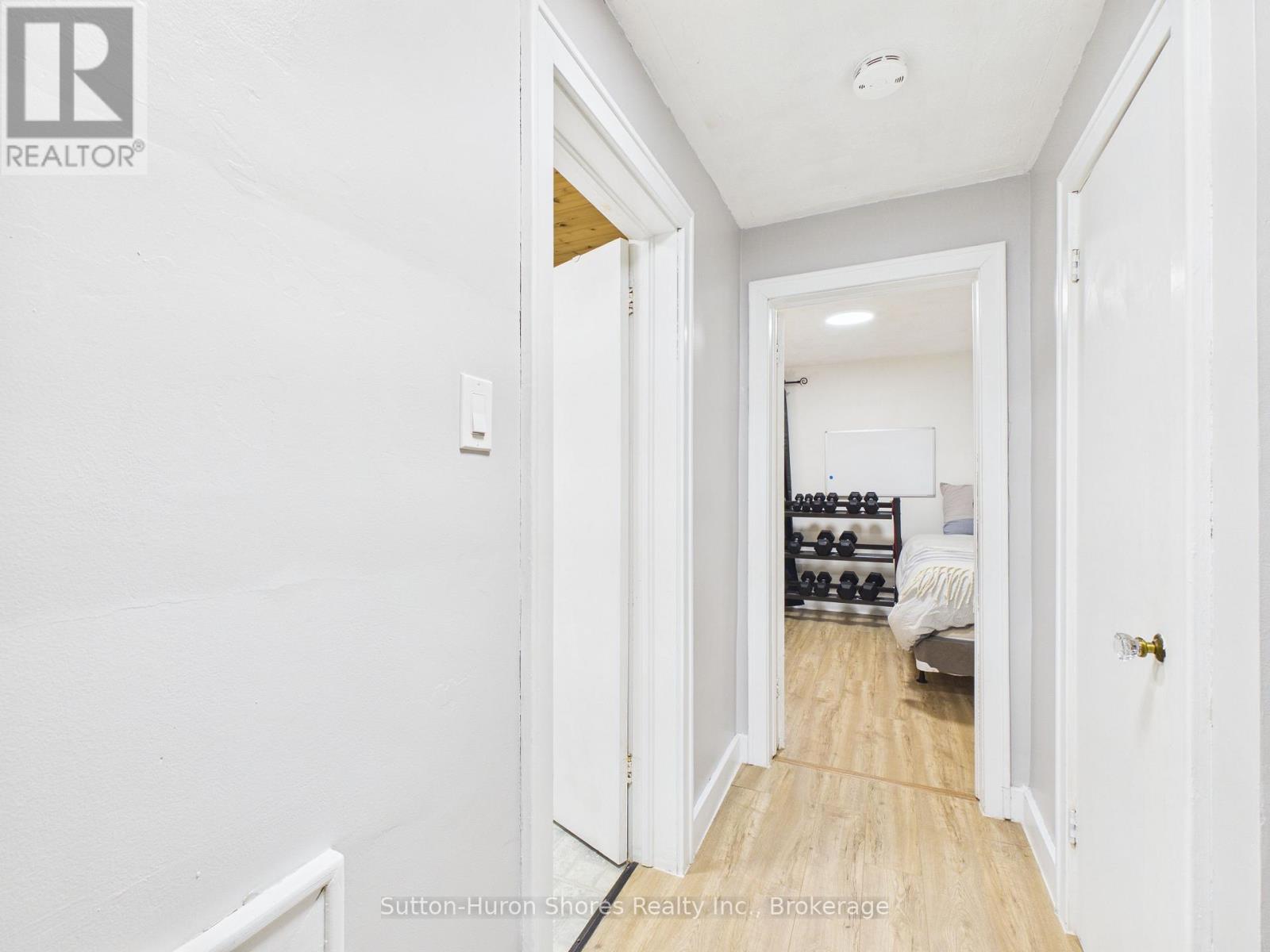 669 Louis Street, Saugeen Shores, Ontario  N0H 2C4 - Photo 19 - X12874376