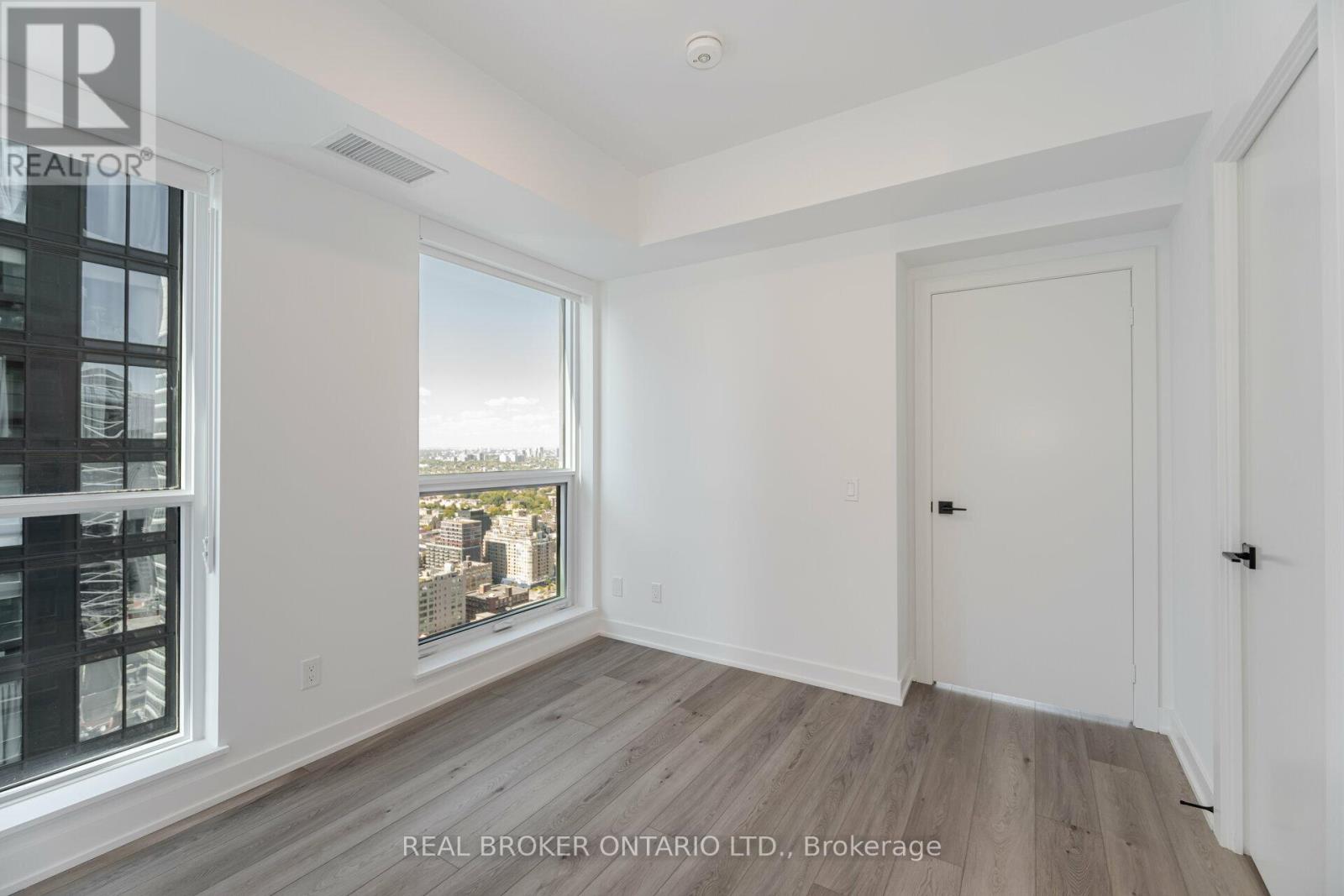 4005 - 327 King Street W, Toronto, Ontario  M5V 0W7 - Photo 15 - C12874356