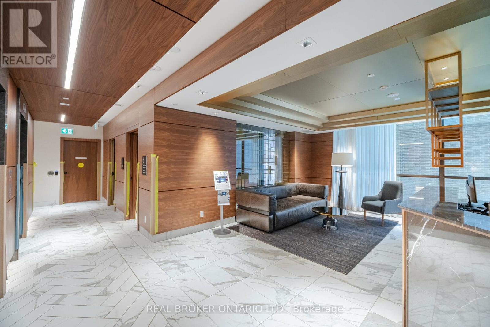 4005 - 327 King Street W, Toronto, Ontario  M5V 0W7 - Photo 31 - C12874356