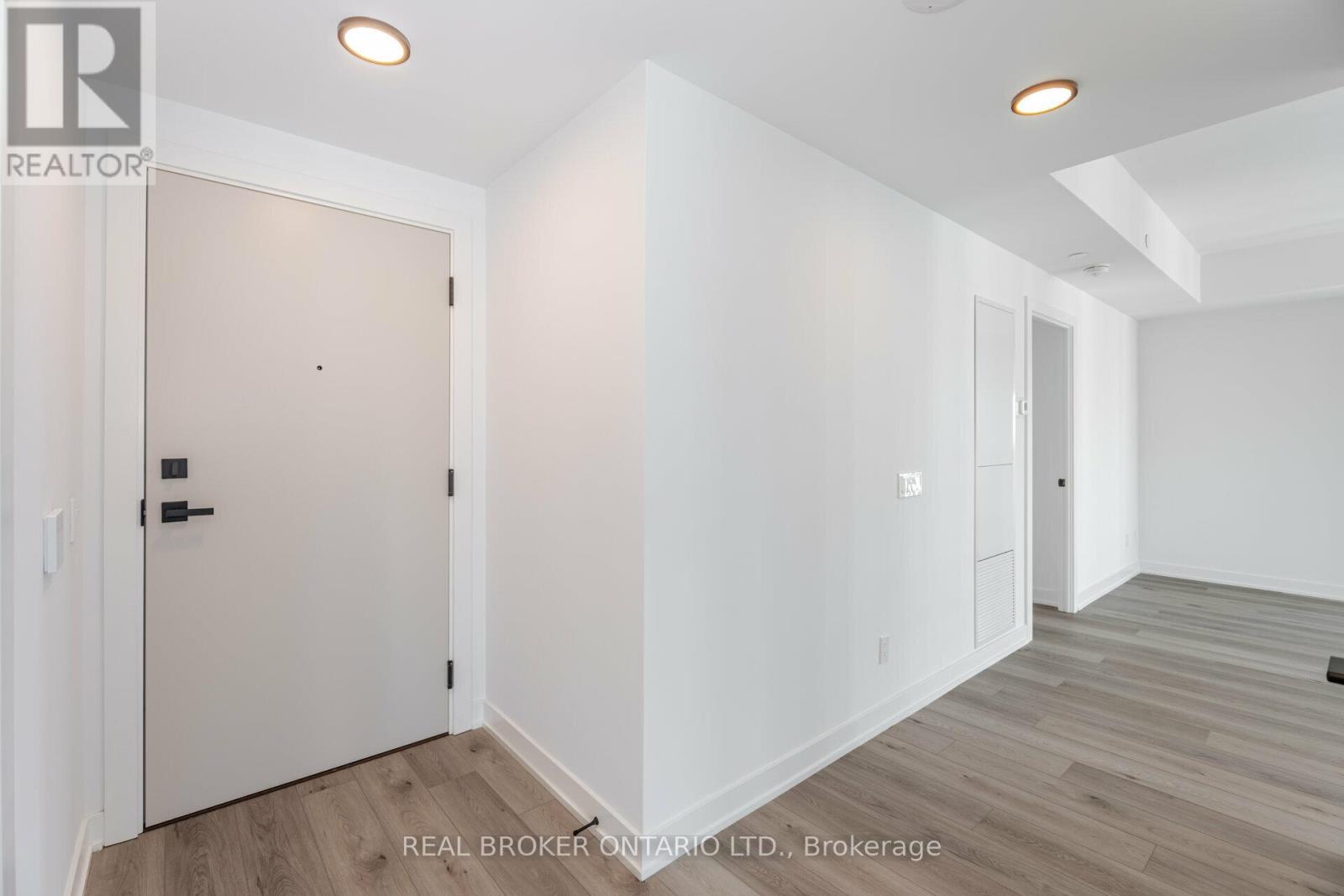 4005 - 327 King Street W, Toronto, Ontario  M5V 0W7 - Photo 5 - C12874356