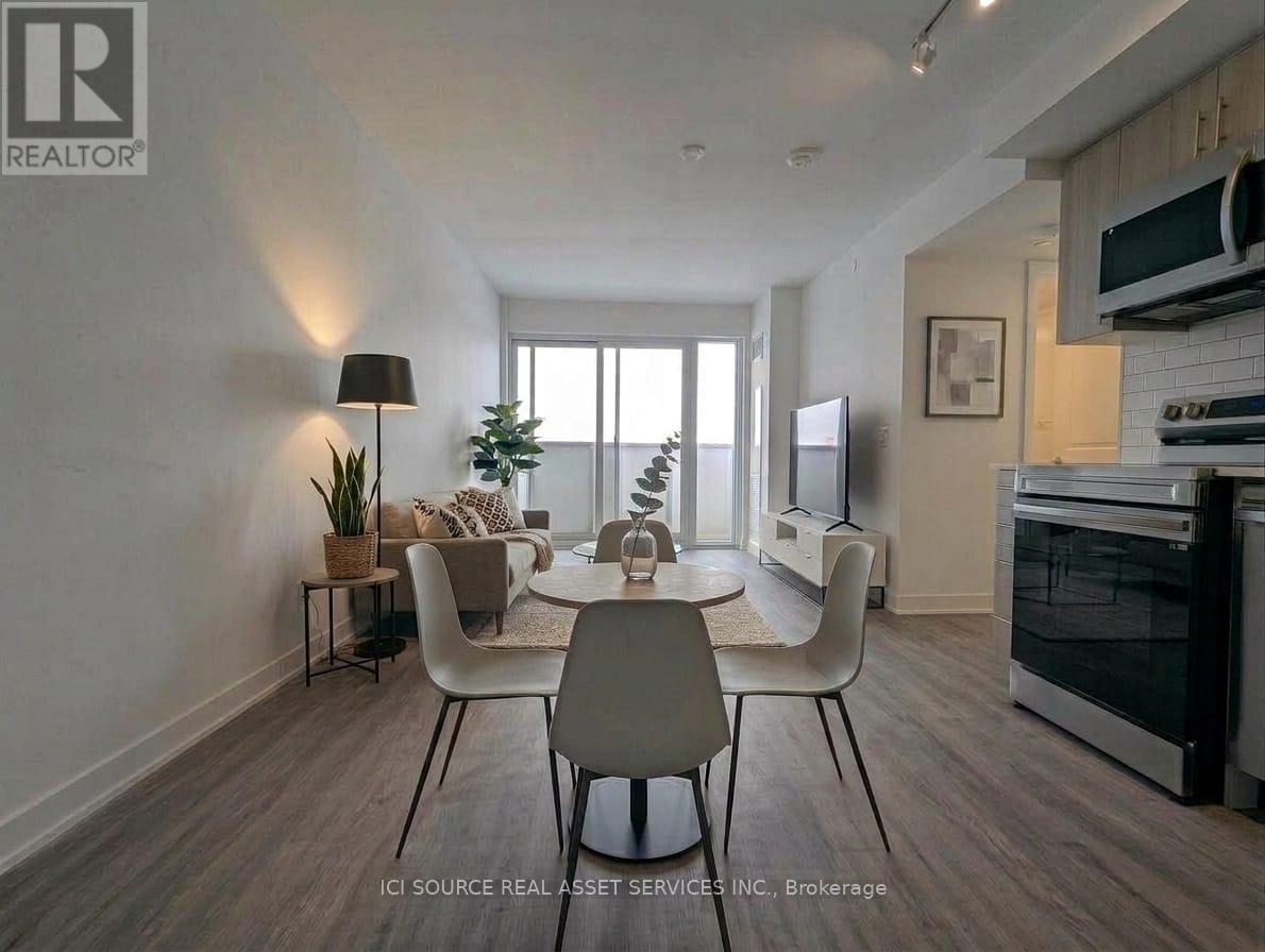 802 - 1010 Sandy Beach Road, Pickering (Bay Ridges), Ontario  L1W 3V9 - Photo 4 - E12874354