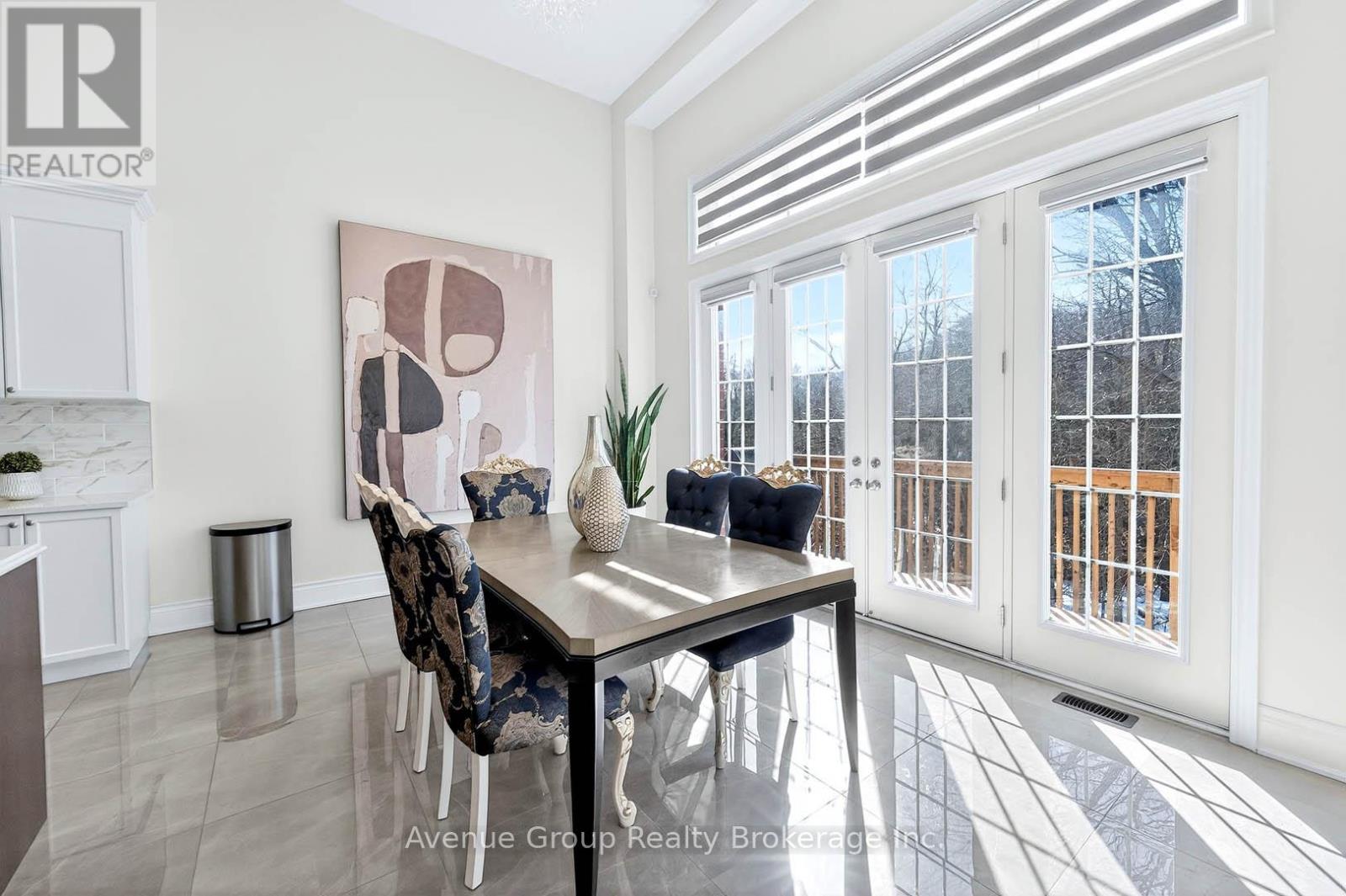 200 Farrell Road, Vaughan, Ontario  L6A 4W6 - Photo 11 - N12874380