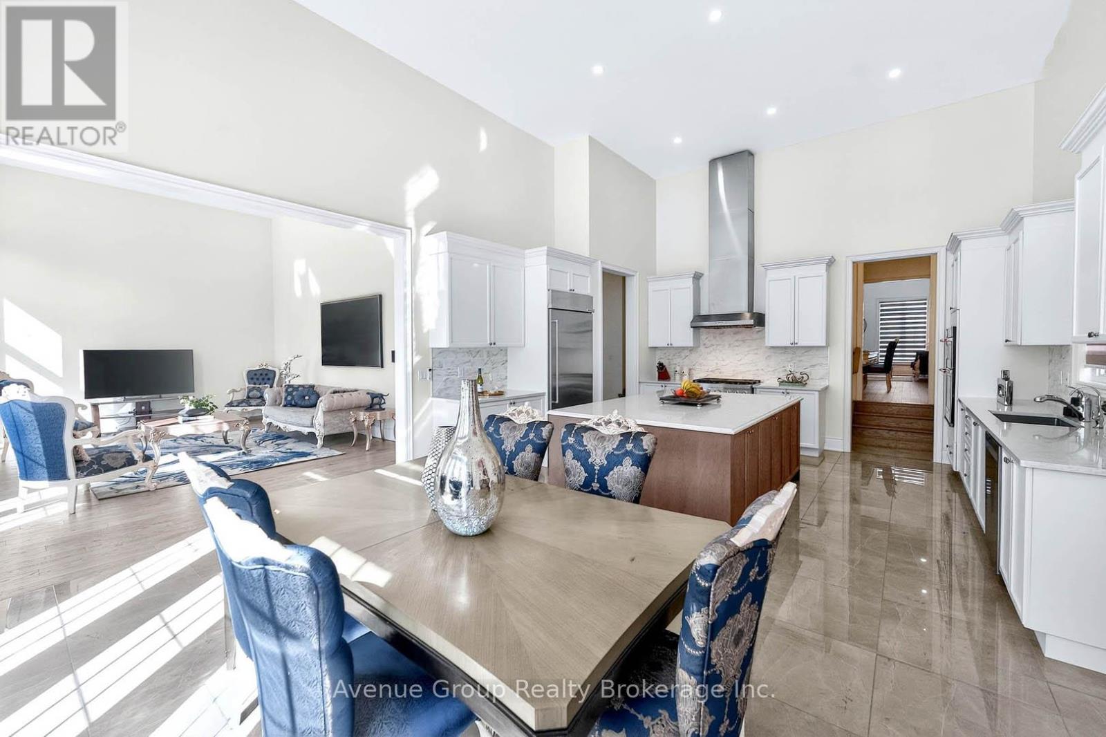 200 Farrell Road, Vaughan, Ontario  L6A 4W6 - Photo 14 - N12874380