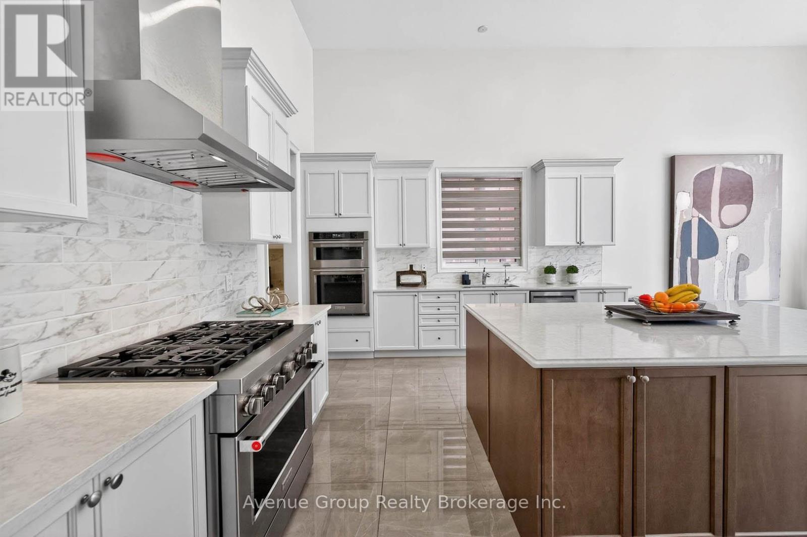 200 Farrell Road, Vaughan, Ontario  L6A 4W6 - Photo 16 - N12874380