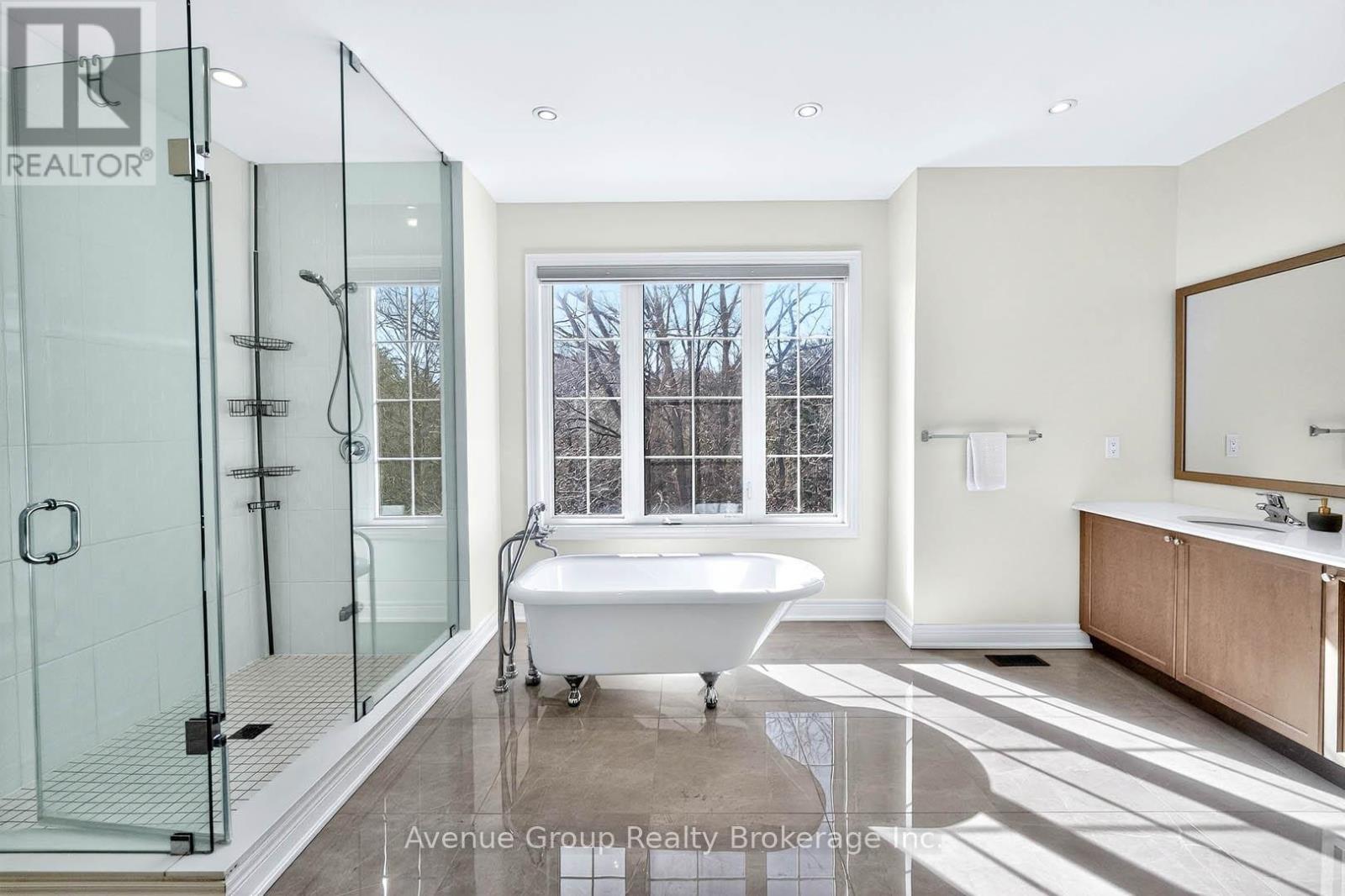 200 Farrell Road, Vaughan, Ontario  L6A 4W6 - Photo 30 - N12874380