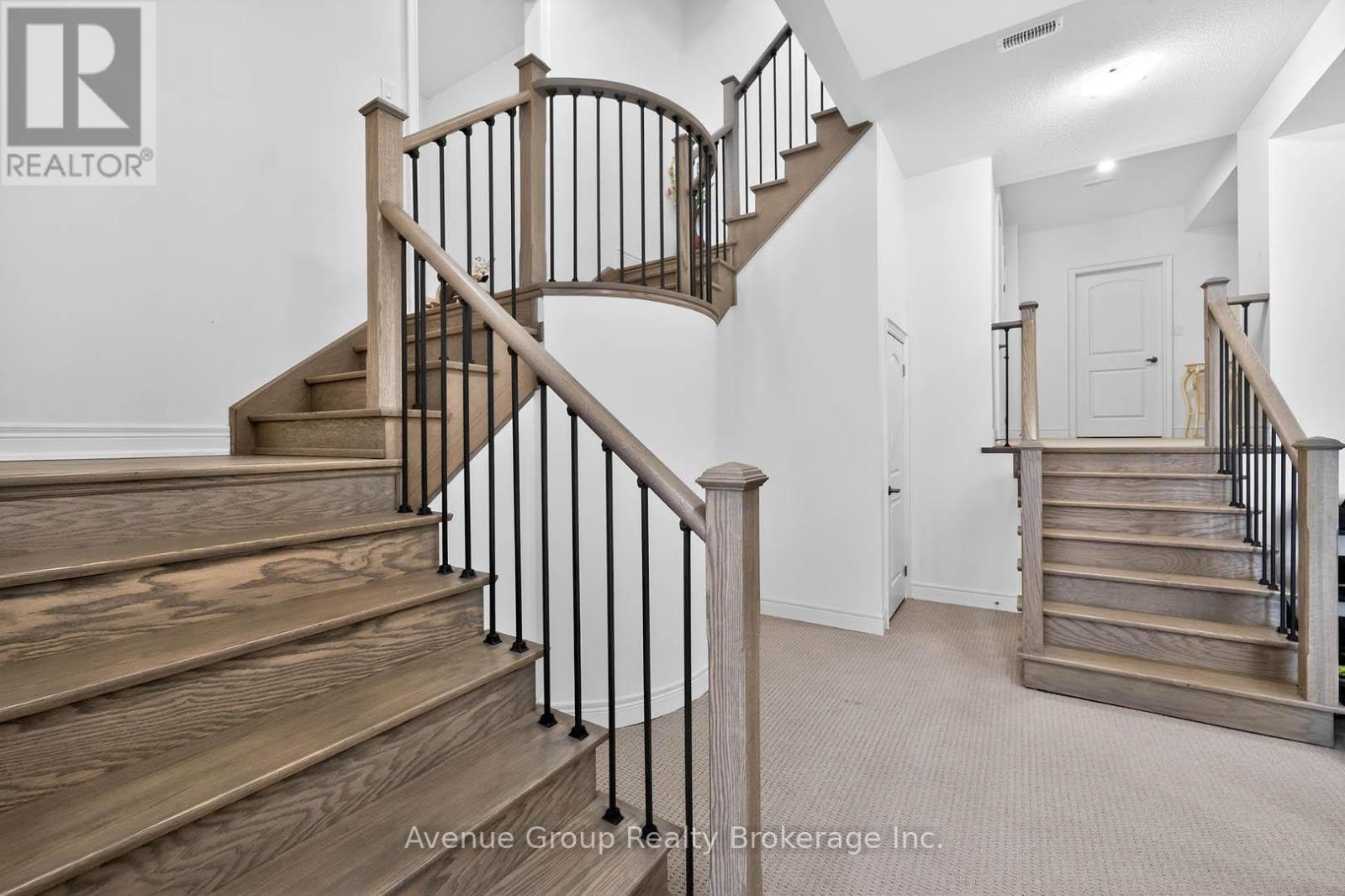 200 Farrell Road, Vaughan, Ontario  L6A 4W6 - Photo 45 - N12874380