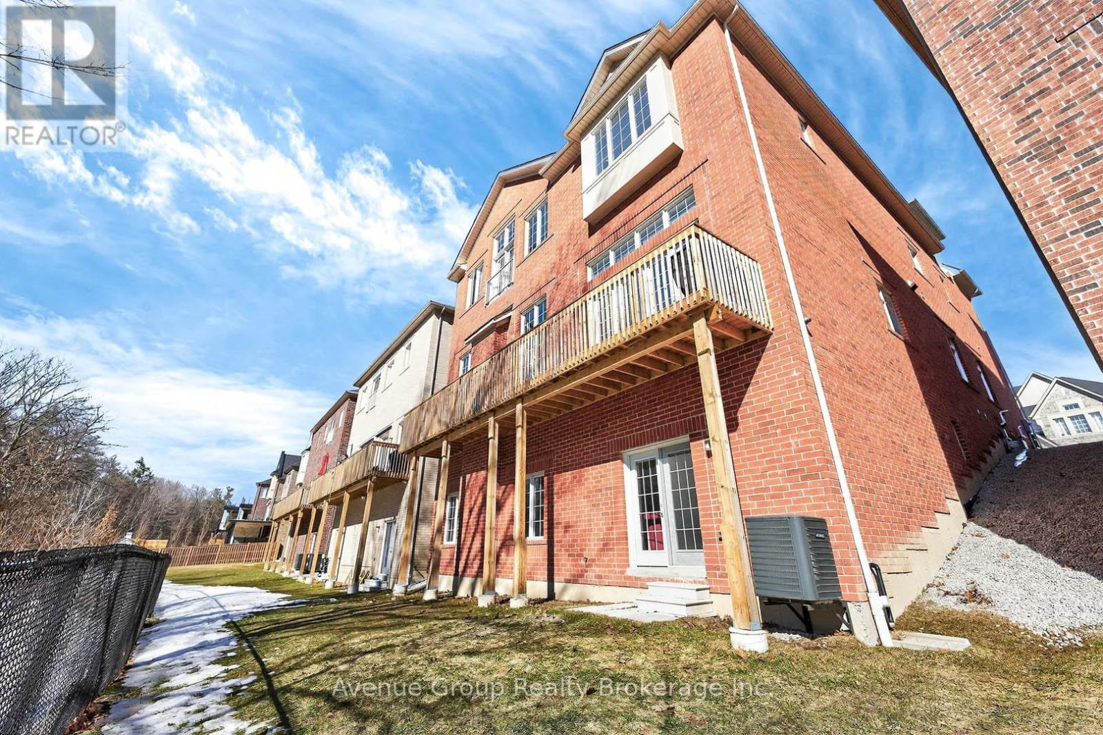 200 Farrell Road, Vaughan, Ontario  L6A 4W6 - Photo 49 - N12874380