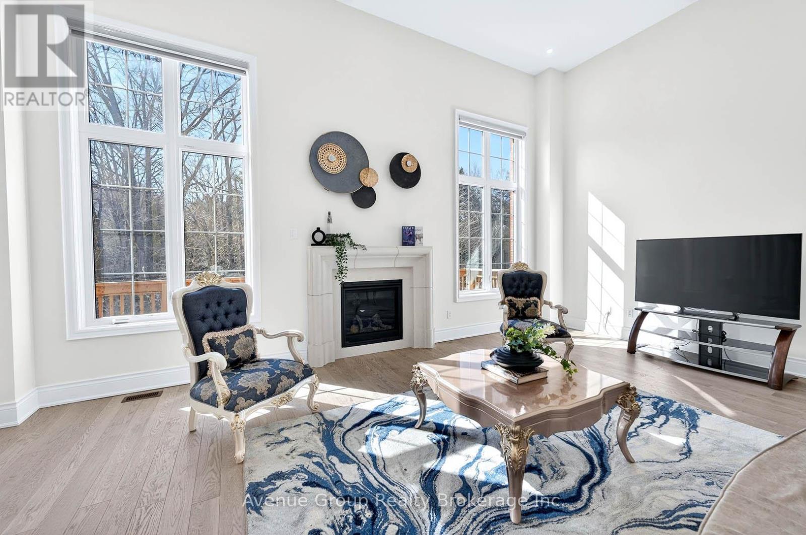 200 Farrell Road, Vaughan, Ontario  L6A 4W6 - Photo 7 - N12874380