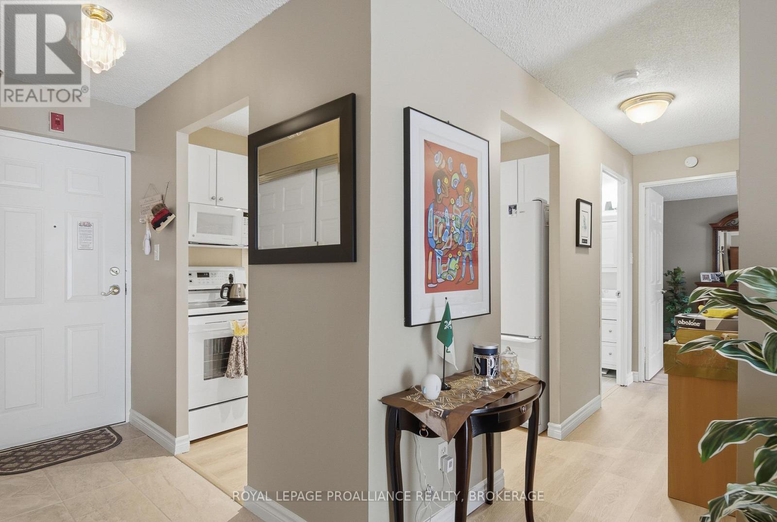 204 - 14 Greenview Drive, Kingston, Ontario  K7M 7T5 - Photo 25 - X12803552