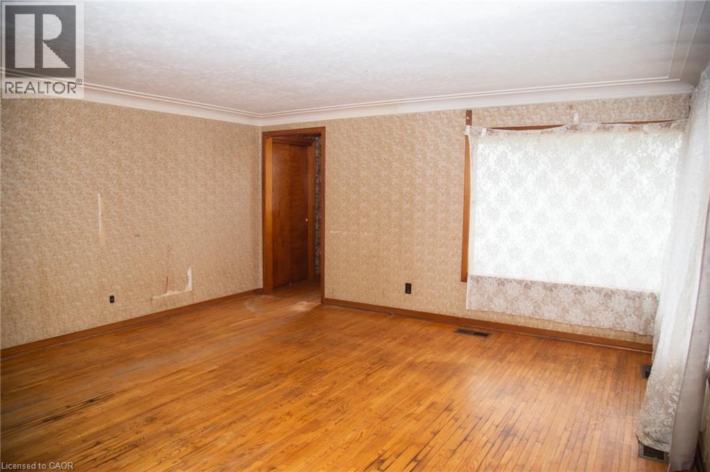 634 St Andrew Street, Port Dover, Ontario  N0A 1N0 - Photo 6 - 40810898