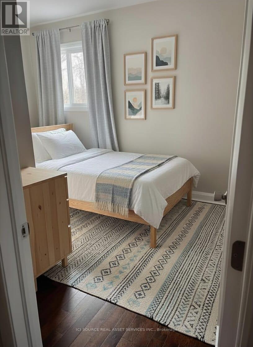 Upper - 192 Edwin Street, Kitchener, Ontario  N2H 4P2 - Photo 5 - X12874372