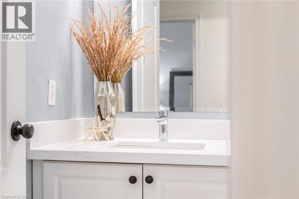 1353 Stephenson Drive, Burlington, Ontario  L7S 2M4 - Photo 36 - 40801982