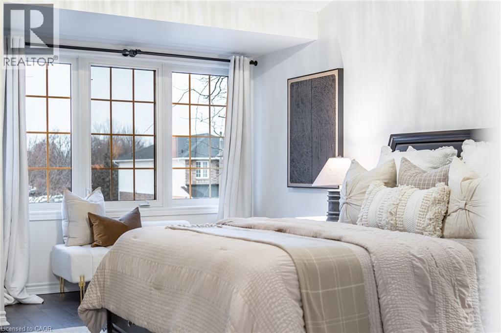 1353 Stephenson Drive, Burlington, Ontario  L7S 2M4 - Photo 25 - 40801982