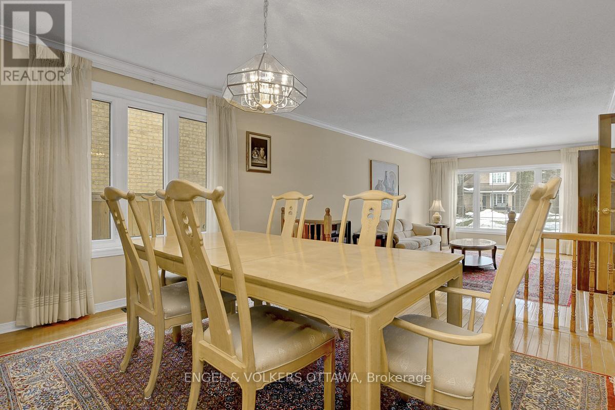 7 Condie Street W, Ottawa, Ontario  K2G 5M3 - Photo 11 - X12874402