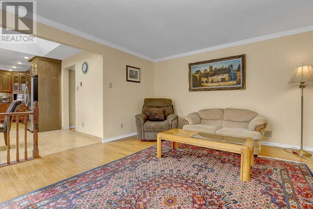7 Condie Street W, Ottawa, Ontario  K2G 5M3 - Photo 13 - X12874402