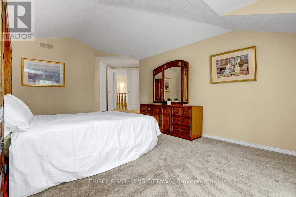 7 Condie Street W, Ottawa, Ontario  K2G 5M3 - Photo 27 - X12874402