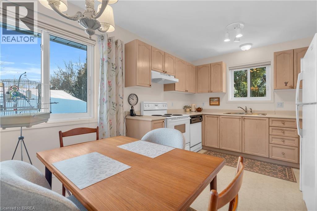 50 South Drive, Kitchener, Ontario  N2M 4B5 - Photo 8 - 40810909