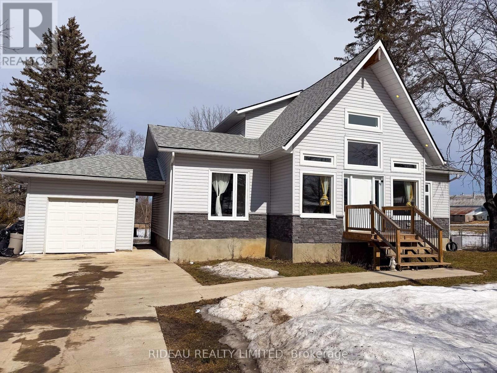 Lorem Ipsum Dol, Leeds And The Thousand Islands, Ontario  K0H  - Photo 1 - DEMO29461003