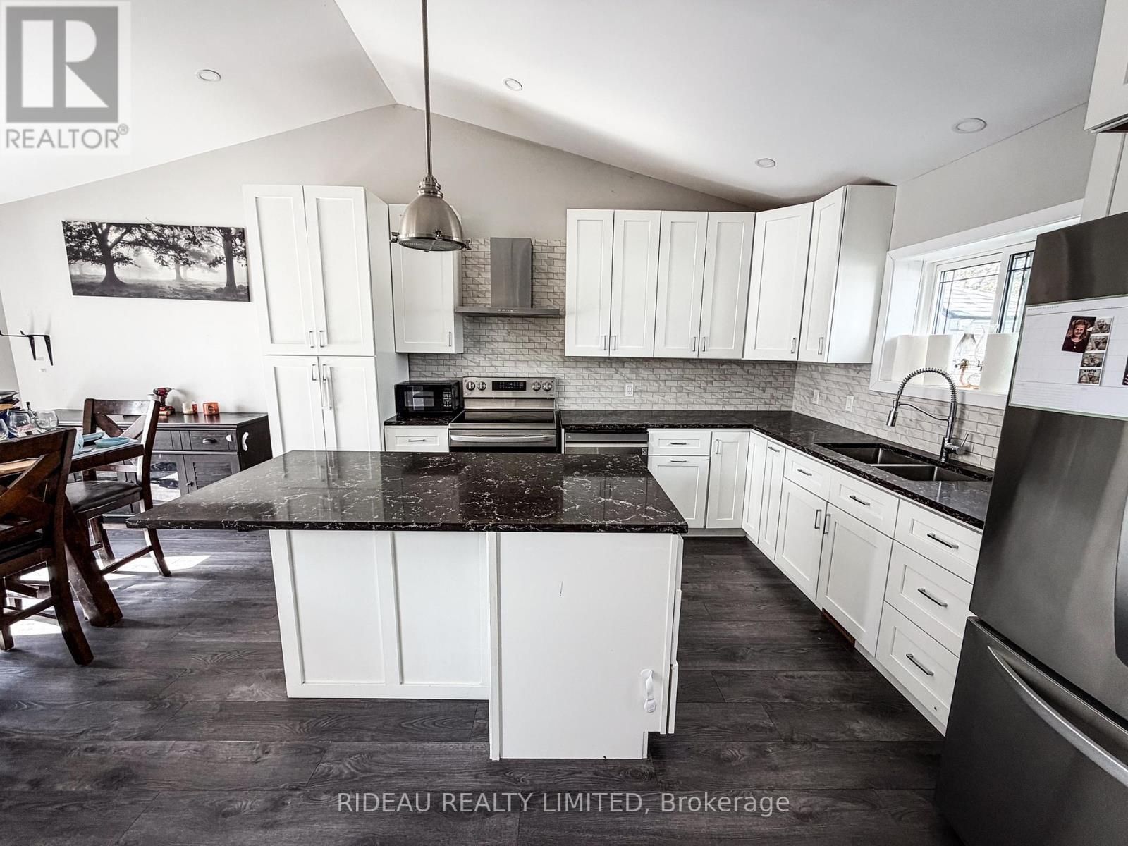 Lorem Ipsum Dol, Leeds And The Thousand Islands, Ontario  K0H  - Photo 7 - DEMO29461003