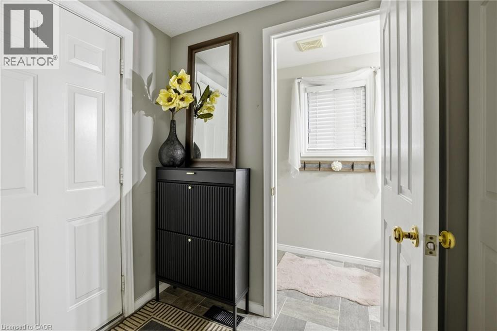 733 Breakwater Crescent, Waterloo, Ontario  N2K 4H8 - Photo 12 - 40810786