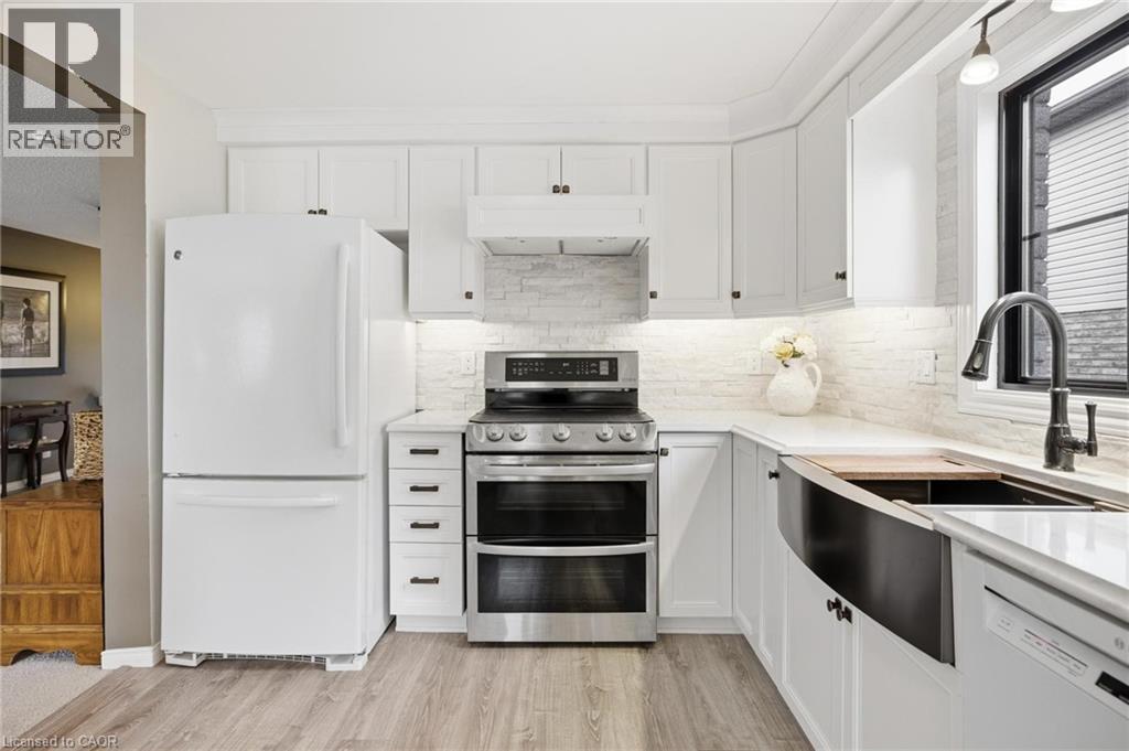 733 Breakwater Crescent, Waterloo, Ontario  N2K 4H8 - Photo 9 - 40810786