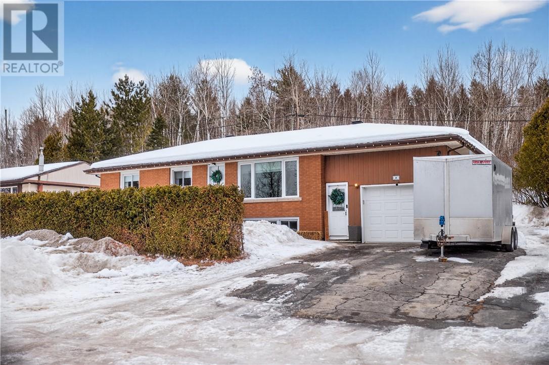 26 Rideau Avenue, Coniston, Ontario  P0M 1N0 - Photo 1 - 2126771