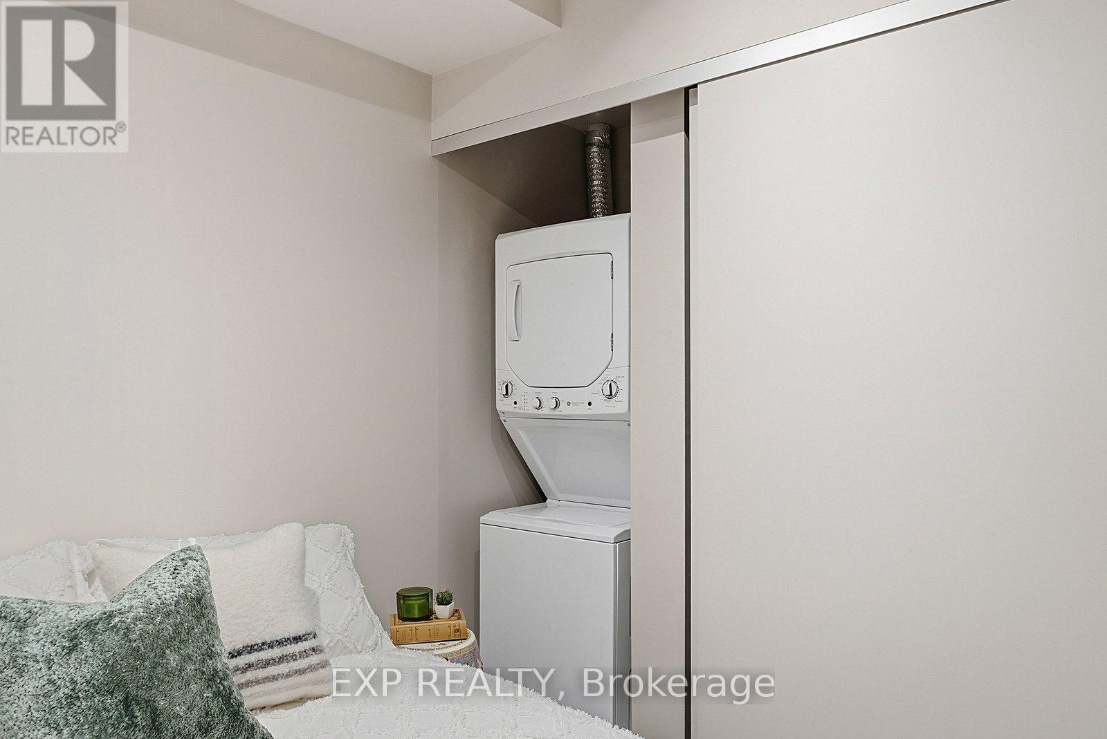 416 - 39 Brant Street, Toronto (Waterfront Communities), Ontario  M5V 2L9 - Photo 18 - C12874416