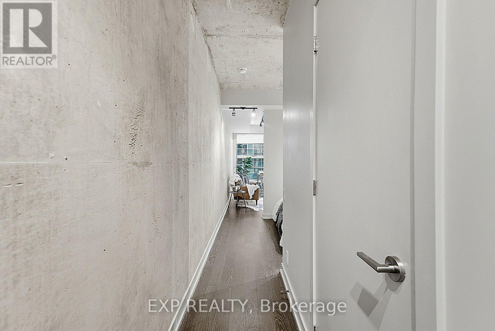 416 - 39 Brant Street, Toronto (Waterfront Communities), Ontario  M5V 2L9 - Photo 3 - C12874416