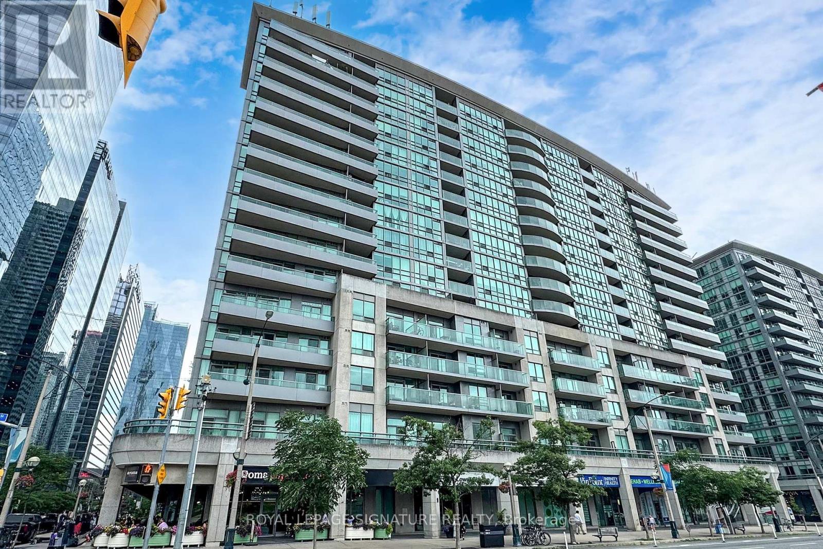 1511 - 51 LOWER SIMCOE STREET, Toronto, Ontario