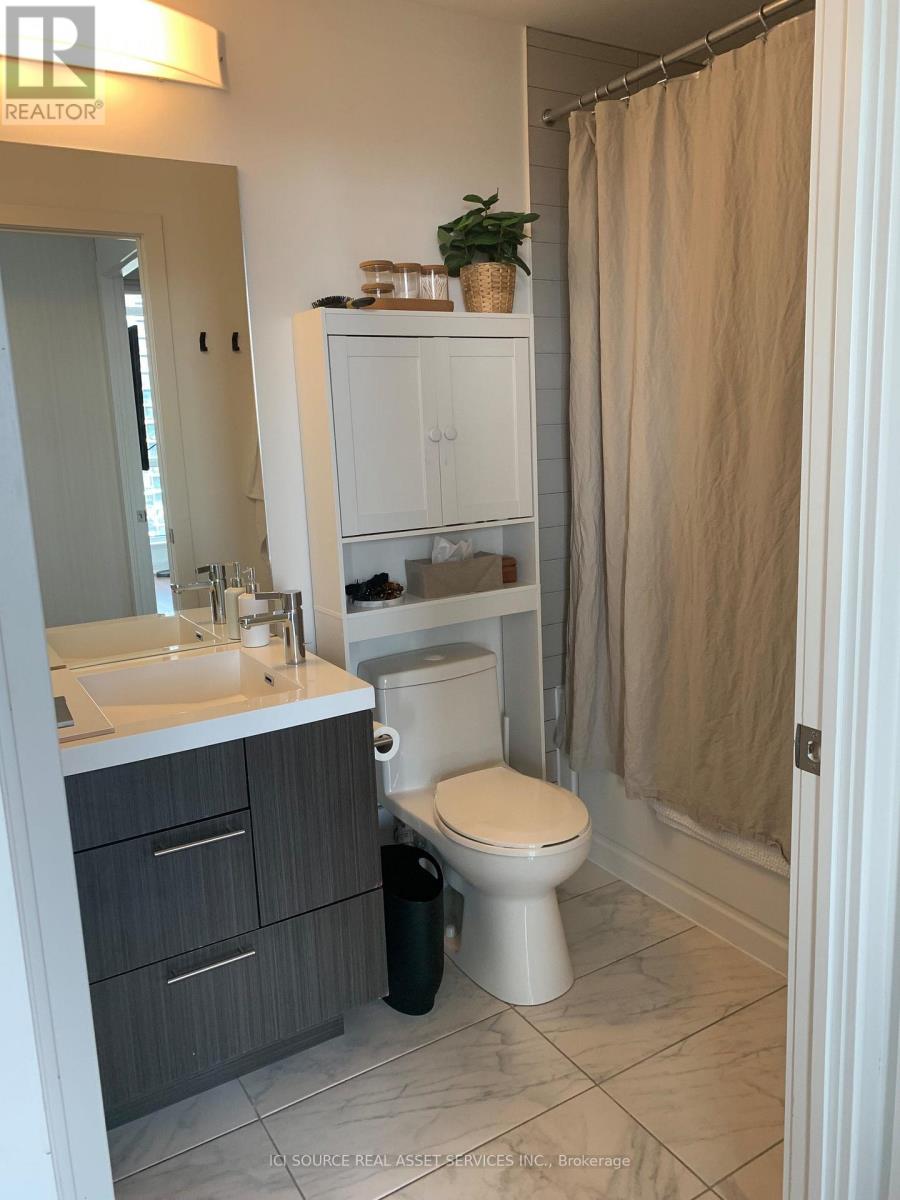 2706 - 30 Nelson Street, Toronto (Waterfront Communities), Ontario  M5V 0H5 - Photo 8 - C12874432