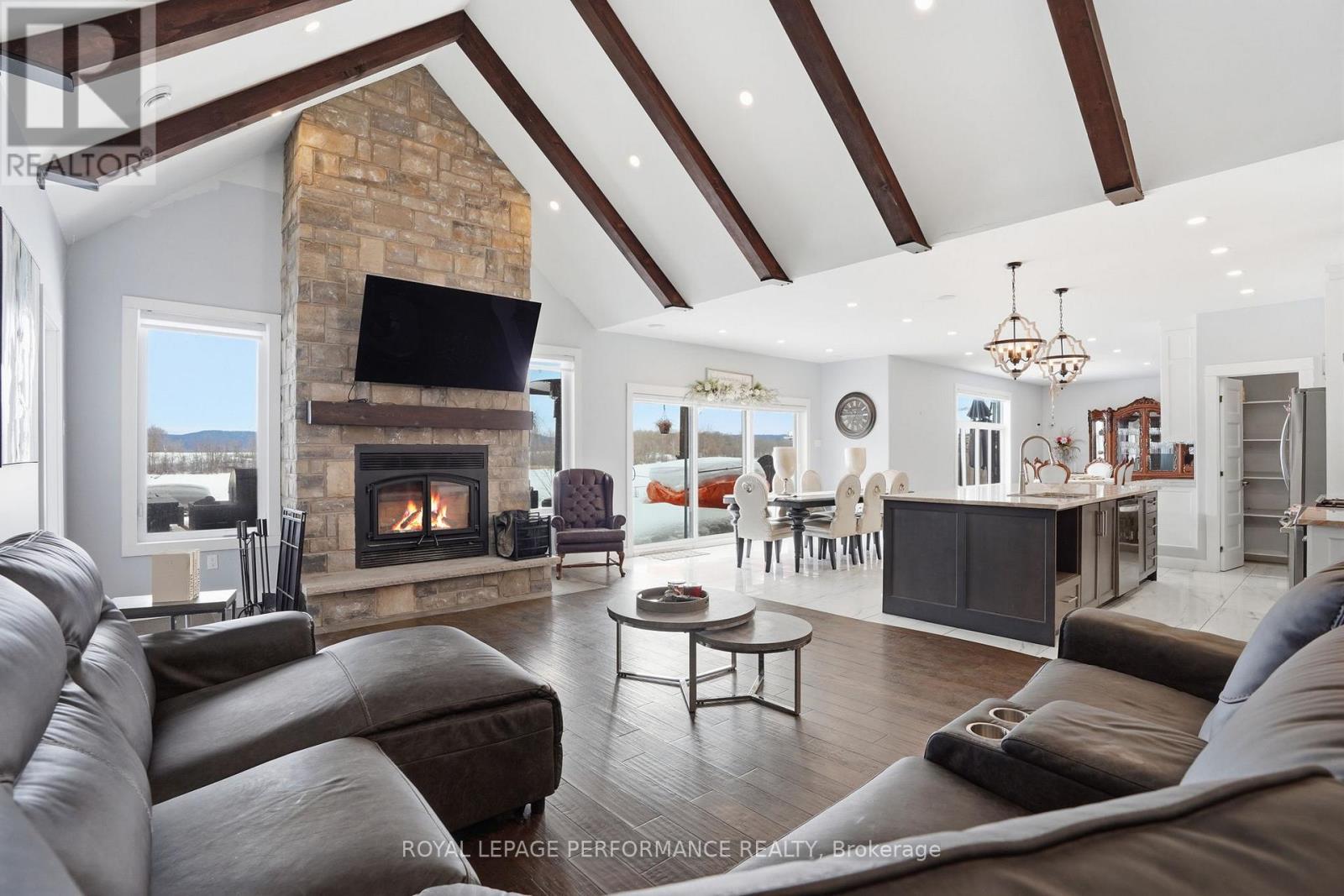 573 Bay Road, Alfred And Plantagenet, Ontario  K0B 1A0 - Photo 8 - X12874418