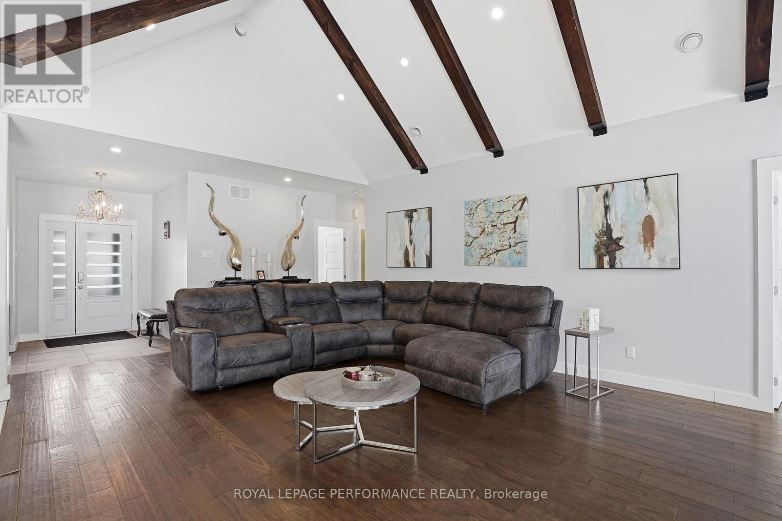 573 Bay Road, Alfred And Plantagenet, Ontario  K0B 1A0 - Photo 9 - X12874418