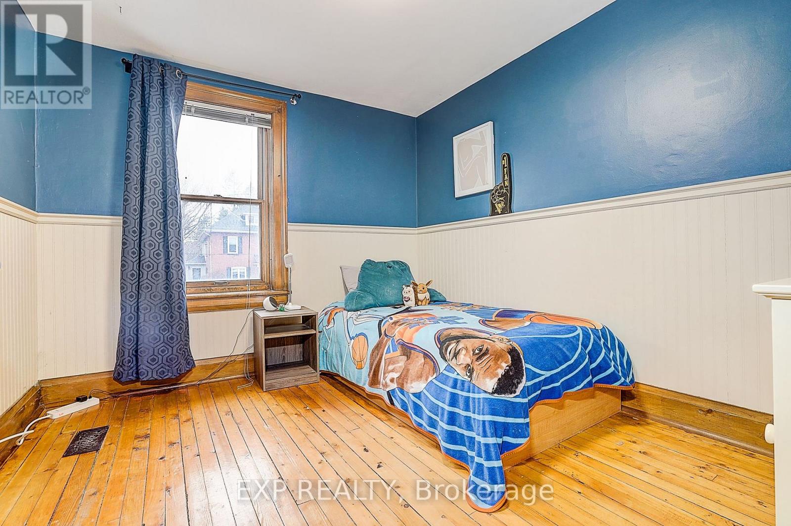 83 Spruce Street, Aurora (Aurora Village), Ontario  L4G 1S2 - Photo 16 - N12874388