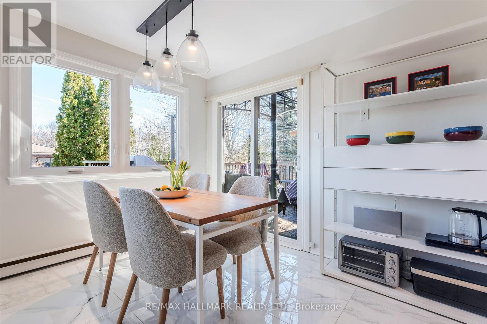 136 Mossgrove Trail, Toronto, Ontario  M2L 2W5 - Photo 14 - C12863384