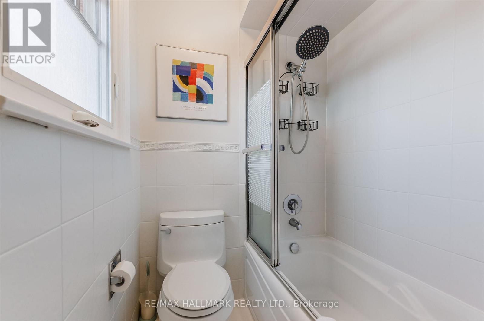 136 Mossgrove Trail, Toronto, Ontario  M2L 2W5 - Photo 23 - C12863384