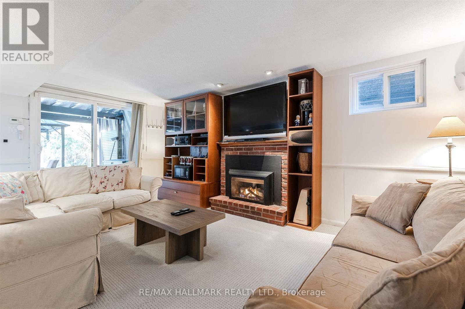 136 Mossgrove Trail, Toronto, Ontario  M2L 2W5 - Photo 31 - C12863384