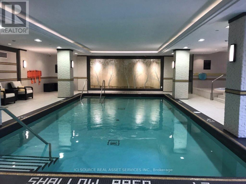 520 - 1 Old Mill Drive, Toronto, Ontario  M6S 0A1 - Photo 19 - W12874398