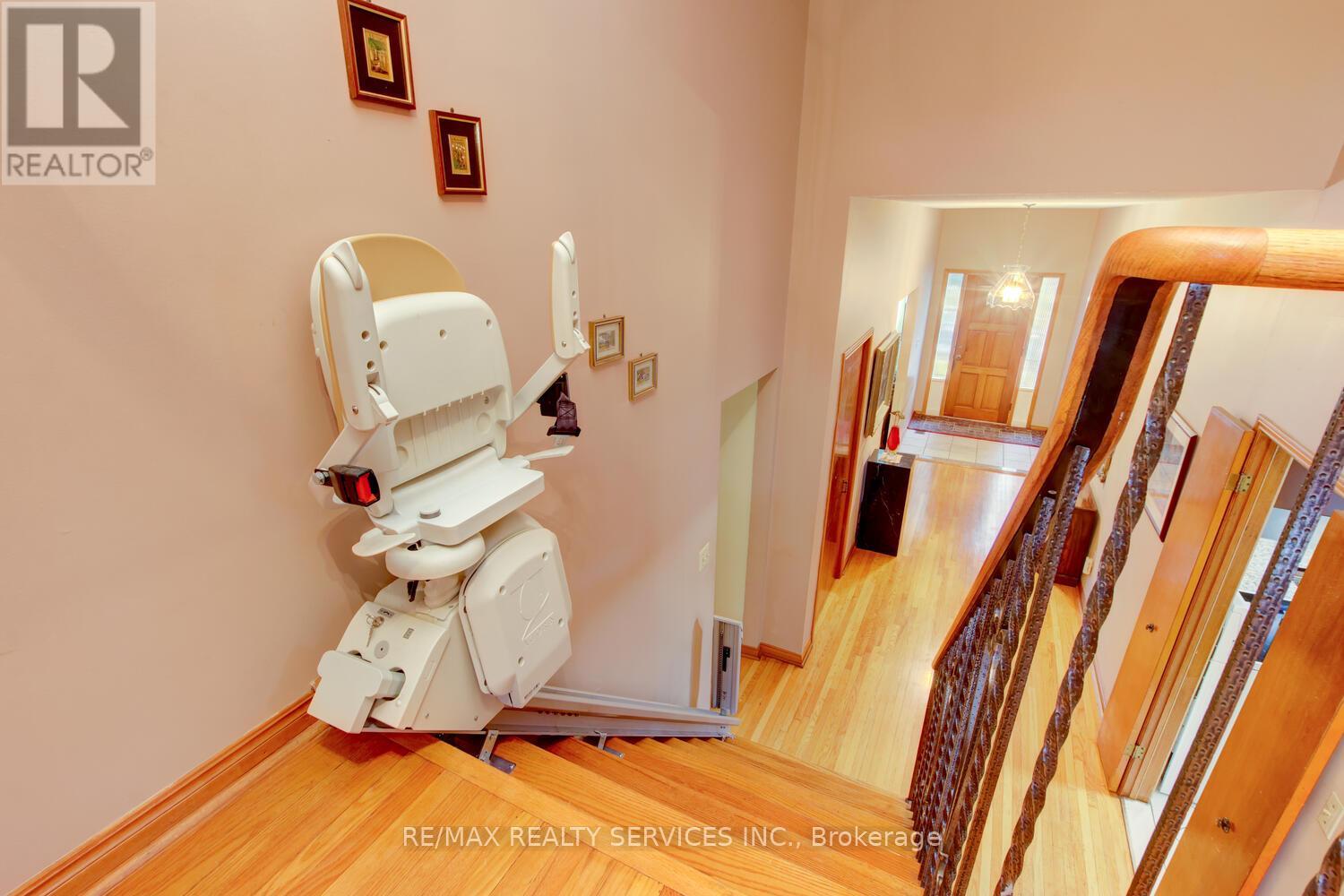 78 Massey Street, Brampton, Ontario  L6S 2W5 - Photo 24 - W12874400