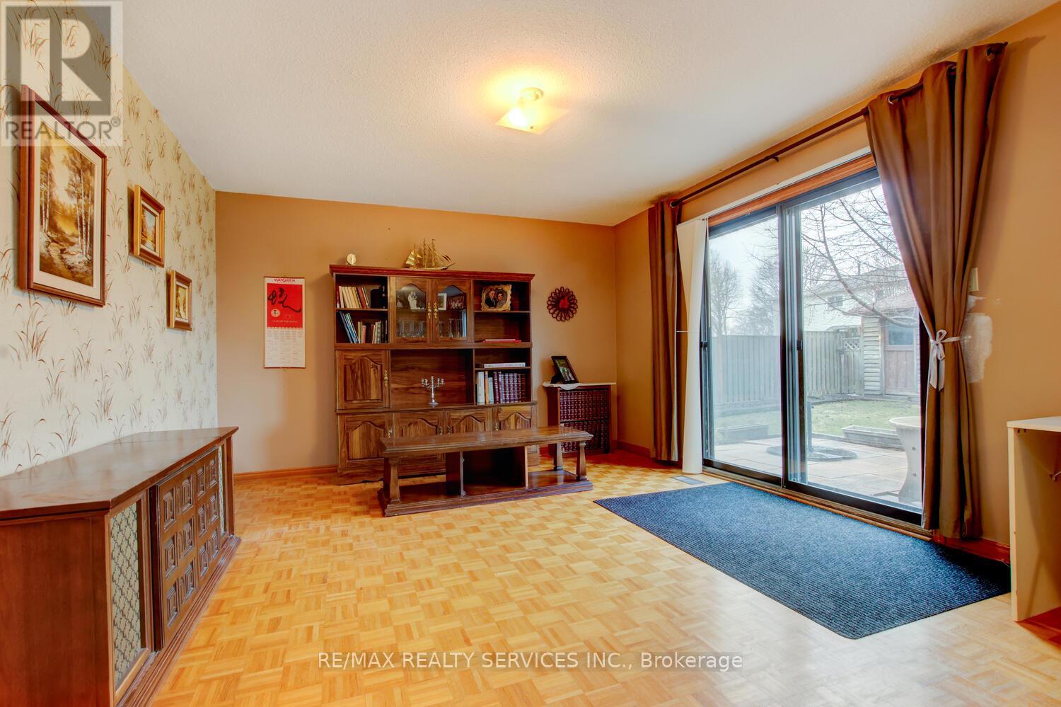 78 Massey Street, Brampton, Ontario  L6S 2W5 - Photo 29 - W12874400