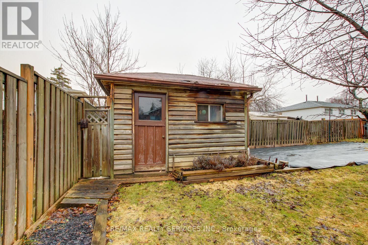 78 Massey Street, Brampton, Ontario  L6S 2W5 - Photo 49 - W12874400