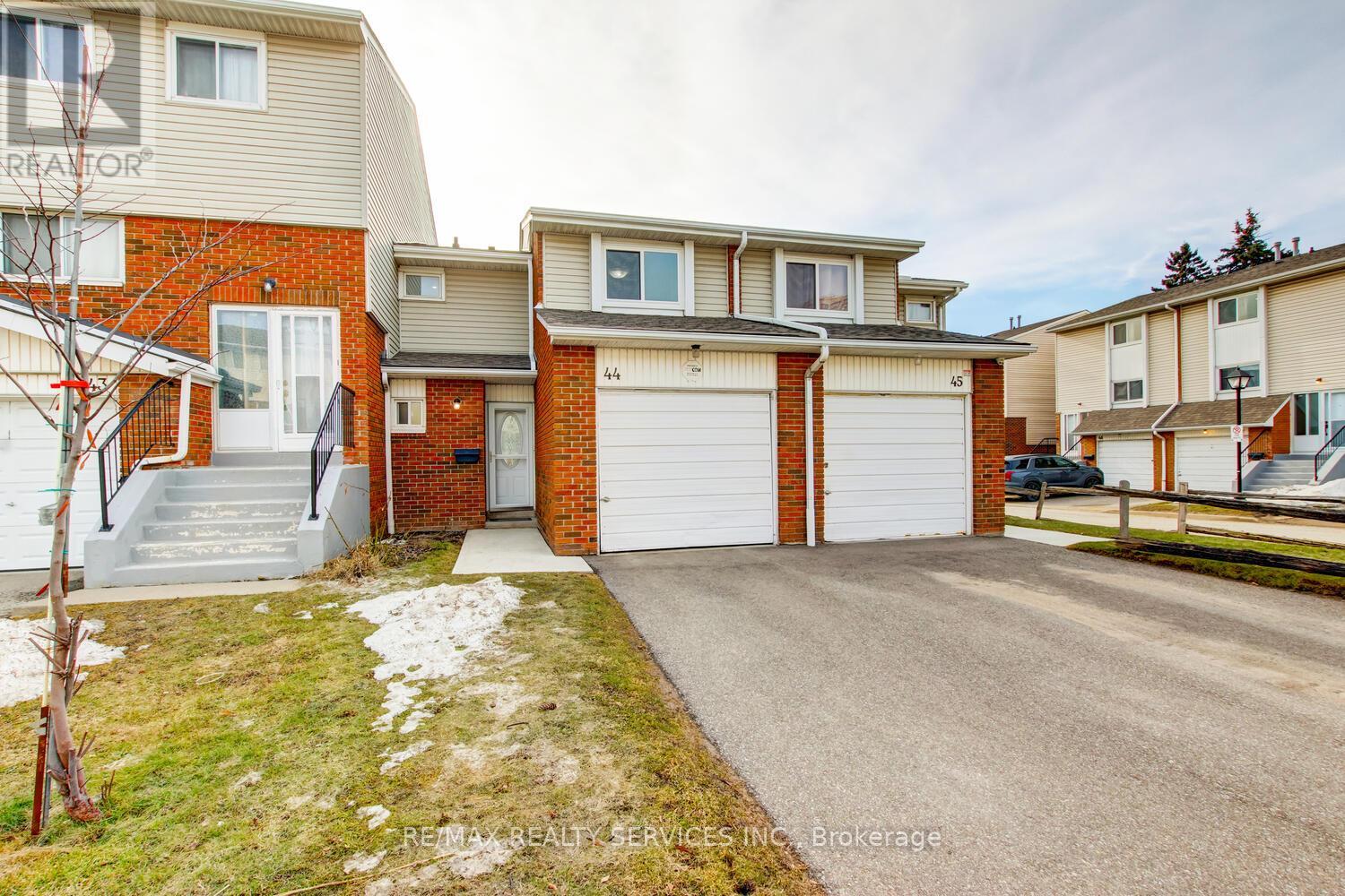 49 - 44 FRANKLIN COURT, Brampton, Ontario