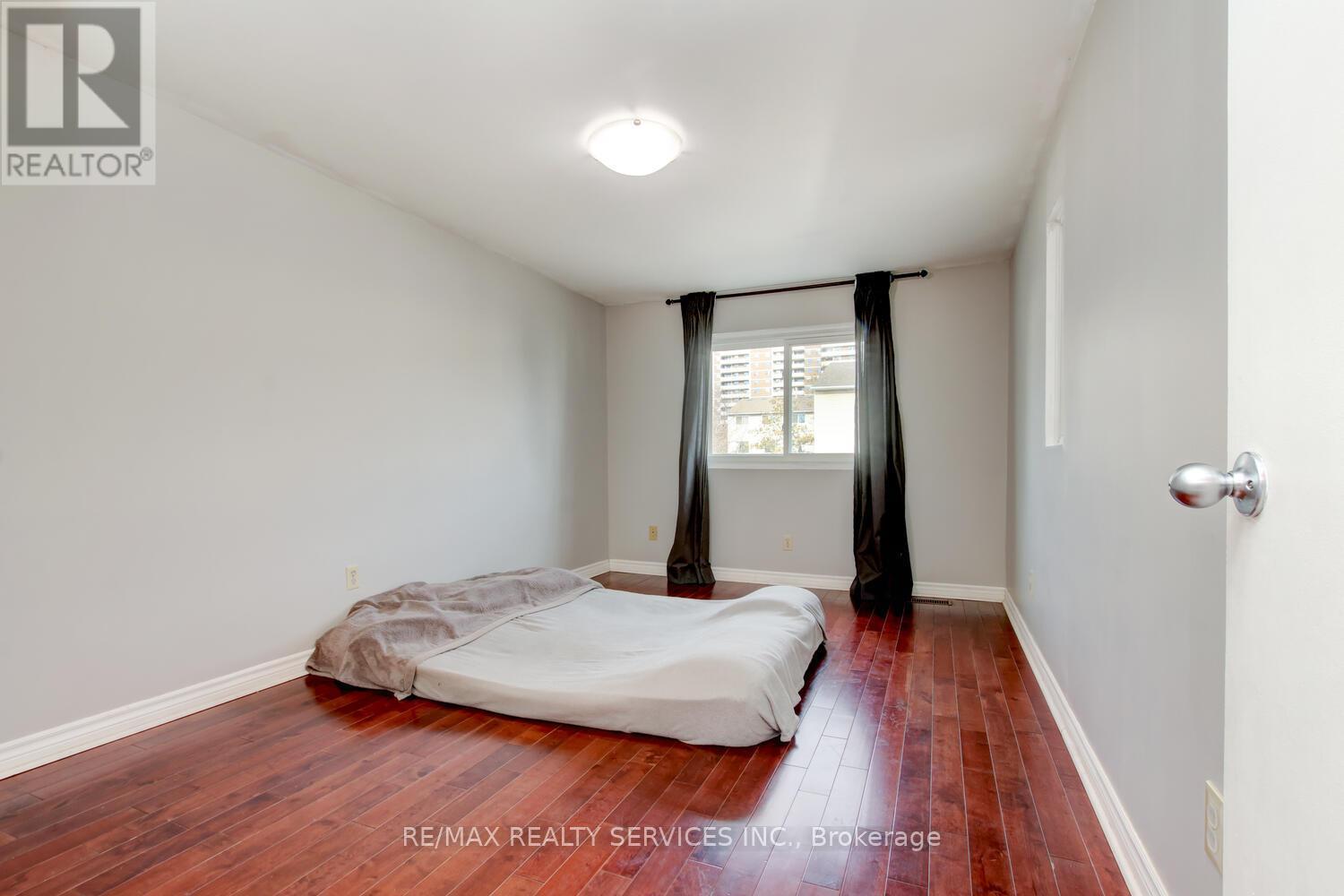 49 - 44 Franklin Court, Brampton, Ontario  L6T 3Z1 - Photo 19 - W12874408