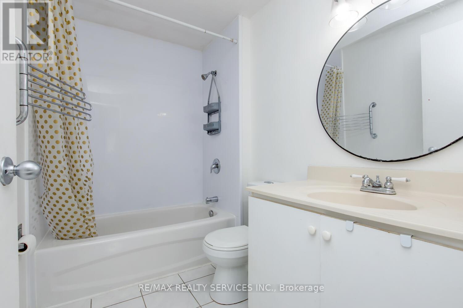 49 - 44 Franklin Court, Brampton, Ontario  L6T 3Z1 - Photo 27 - W12874408