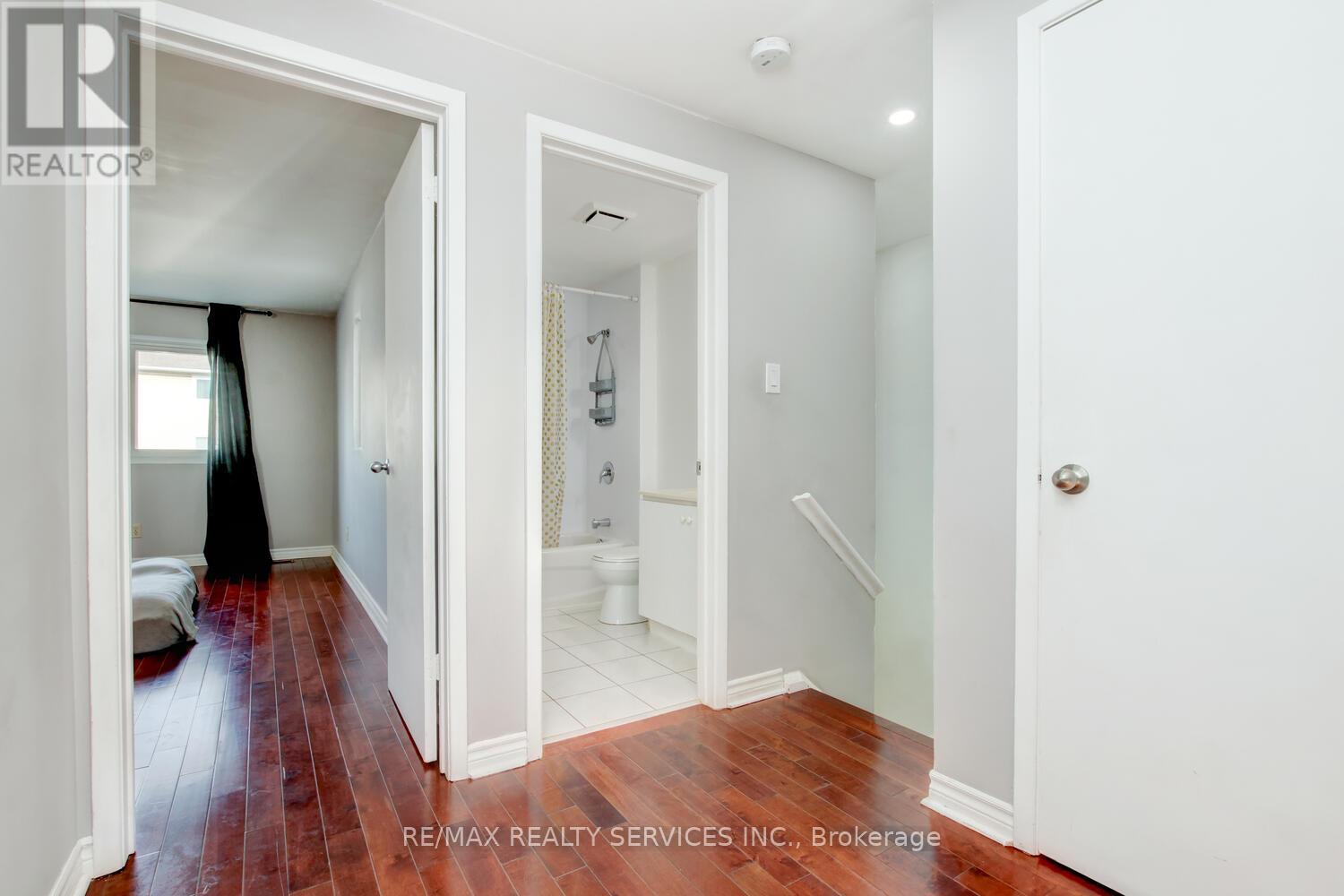 49 - 44 Franklin Court, Brampton, Ontario  L6T 3Z1 - Photo 28 - W12874408