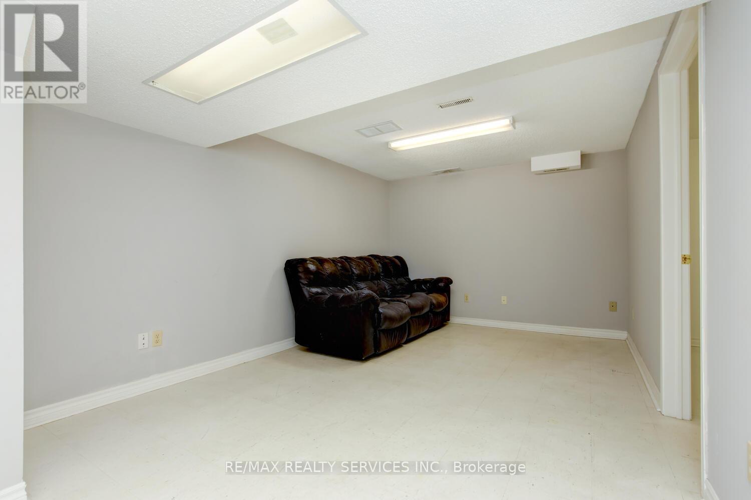 49 - 44 Franklin Court, Brampton, Ontario  L6T 3Z1 - Photo 30 - W12874408