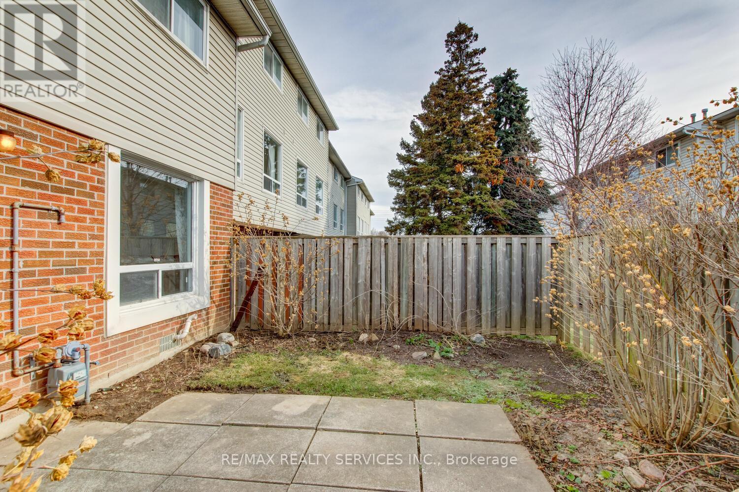 49 - 44 Franklin Court, Brampton, Ontario  L6T 3Z1 - Photo 38 - W12874408