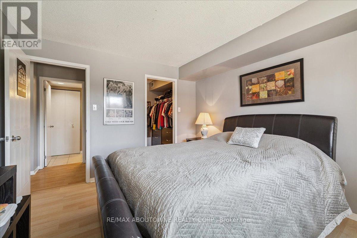 1622 - 1480 Pilgrims Way, Oakville, Ontario  L6M 3G7 - Photo 12 - W12874414