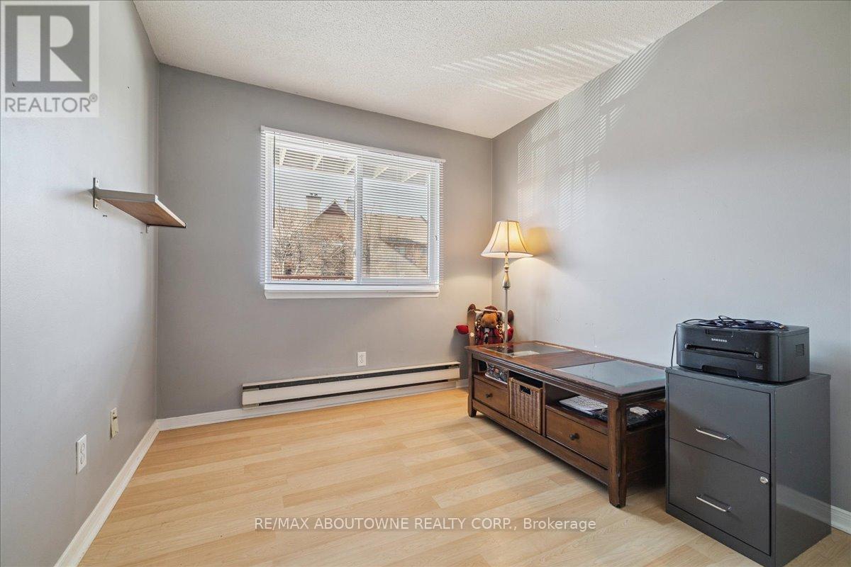 1622 - 1480 Pilgrims Way, Oakville, Ontario  L6M 3G7 - Photo 17 - W12874414